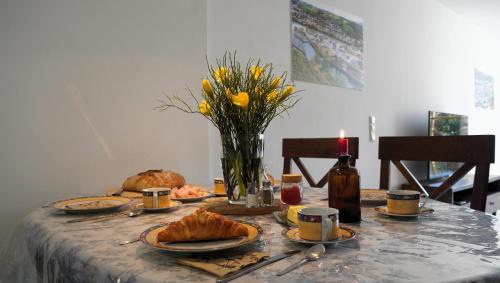 Neuburg am Inn Apartment | Pet-Friendly Das Neukirchen Inn with Impressive 9.2/10 Rating