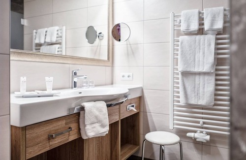 Pertisau Hotel | Experience Comfort at Das Pfandler Hotel - 4 Star Retreat