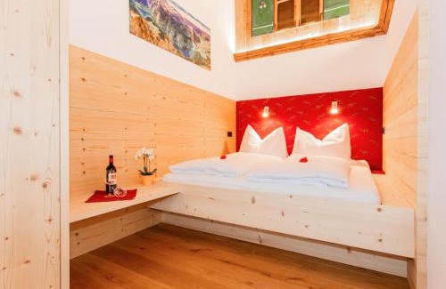 Lofer Apartment | Experience Family-Friendly Comfort at Das Rendlgut Top 4