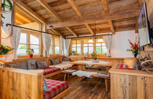Lofer Apartment | Experience Family-Friendly Comfort at Das Rendlgut Top 4