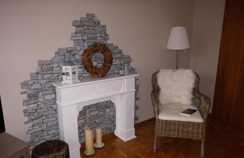 Badenhausen Apartment | Pet-Friendly Retreat at Das-Schwalbennest for Families