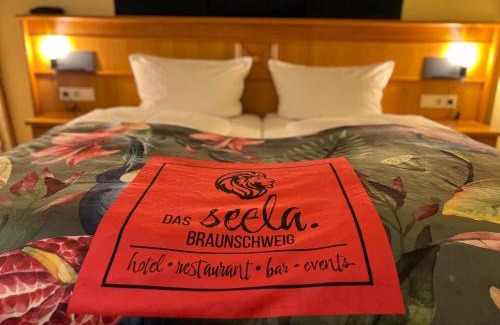 Riddagshausen Hotel | Pet-Friendly Seela Braunschweig: Family Oasis with Hot Tub