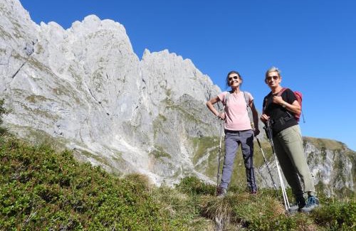 Muehlbach Am Hochkoenig Apartment | Relax at Das Sonneck: Oceanfront, Pet-Friendly Retreat