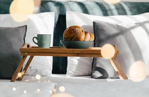 Neusiedl am See Hotel | Pet-Friendly Das Stadthaus with Restaurant and Hot Tub