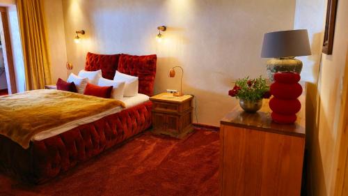 Ofterschwang Ski Chalet | Elegant Das Talgut: 5-Star Resort with Oceanfront Bliss