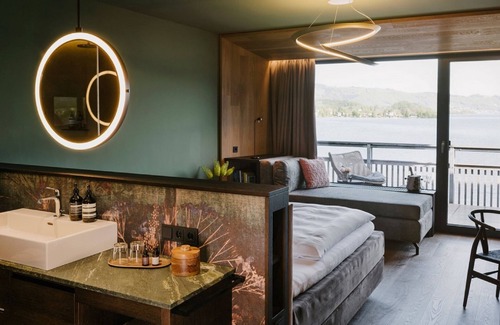 Traunkirchen Hotel | Explore Das Traunsee: 4-Star Stay with Spa & Pool
