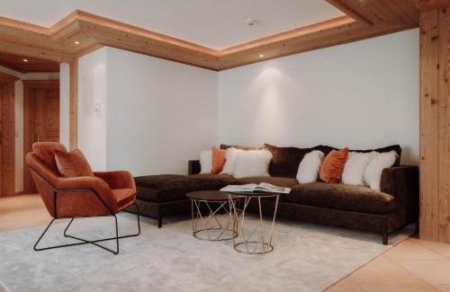 Lech am Arlberg Apartment | Elegant Oceanfront Retreat at Das Verwall with Spa & Pool