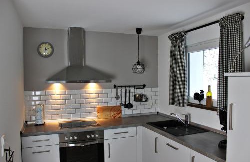 Bad Lauterberg House | Discover das Waldhaus: Pet-Friendly Retreat with Spa & Pool