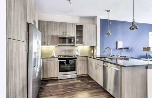 Richardson Apartment | Inviting 1BR Suite with Pool, Gym & Breakfast Included