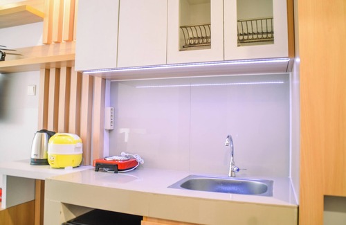 Ciputat Apartment | Dashing Studio at Baileys Apartment