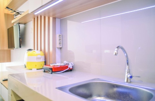 Ciputat Apartment | Dashing Studio at Baileys Apartment