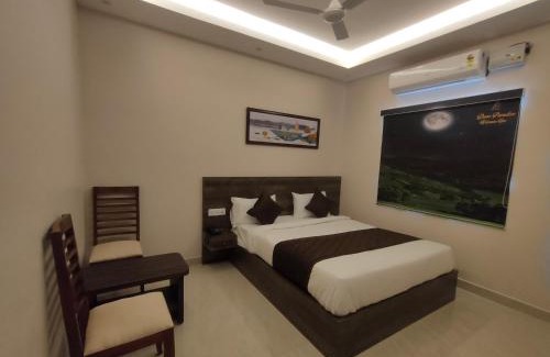 Periyur Hotel | Discover Comfort at Dass Paradise: Family-Friendly Retreat
