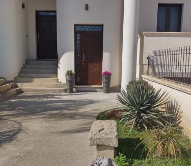 Cursi House | Pet-Friendly Getaway at Dasylirion Vacanze - Rated 8.5/10
