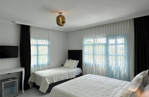 Ovabuku Bed & Breakfast | Discover Datça House Butik Otel: Family-Friendly Escape
