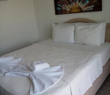 Datca City Center Apartment | Family-Friendly Stay at Datça Zeytinevleri Apart