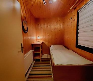 Loissin House | Relax at Dat Huus Gitti: Oceanfront, Pet-Friendly Escape