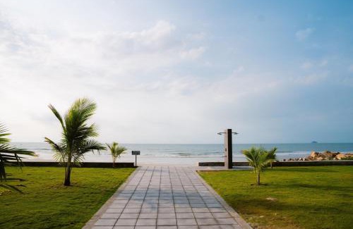 La Gi Hotel | Discover Dat Lanh Beach Resort with Private Beach Access