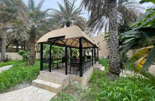 Nizwa House | Family-Friendly Getaway at Date Palm Inn – Rated 8.3/10