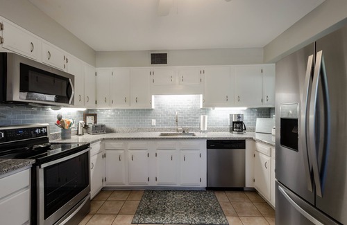 Dauphin Island Condo | Discover Dauphin Island's East End Jewel with Ocean Views