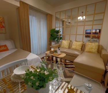 Poblacion District Apartment | Davao Inspiria Condominium units with balcony beside Abreeza Mall