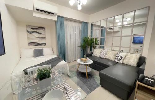 Poblacion District Apartment | Davao Inspiria Condominium units with balcony beside Abreeza Mall