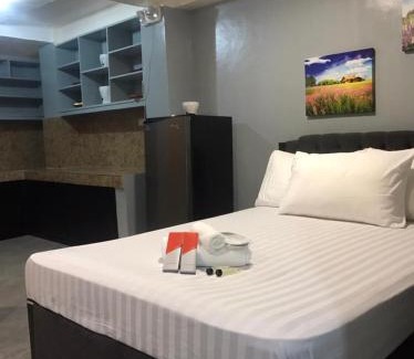 Sipocot House | Budget-Friendly Daves Suite with Breakfast and Accessibility