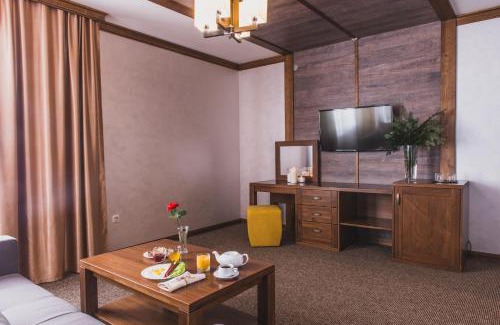 Serednye Hotel | Serene Davir Spa Resort: Family-Friendly with Pool Access