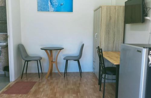 Thep Kasattri House | Cozy Davy Cottage Phuket - Family-Friendly Getaway Awaits