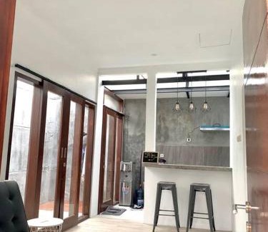 Kecamatan Kediri Villa | Pet-Friendly Haven: Davyn's House in Lombok Awaits You