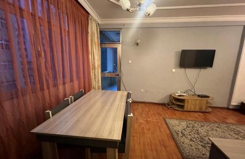 Kirkos Apartment | Pet-Friendly Dawa Guest House: Family Comfort Awaits