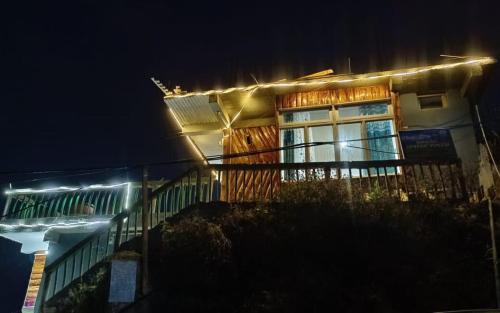 Lebong and Mineral Spring Tea Garden House | Discover Dawaipani View Point: Family-Friendly Retreat