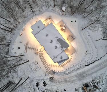 La Conception House | DAX HOUSE Stunning Mont-Tremblant Getaway Retreat