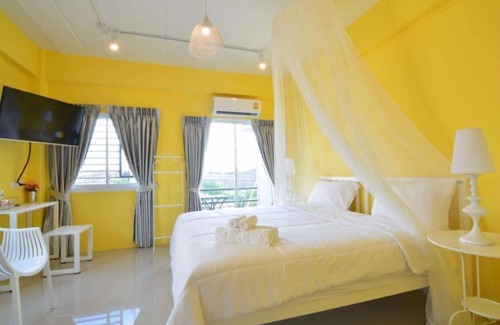 Saen Suk House | Budget-Friendly Stay at Day II Hotel with Family Amenities