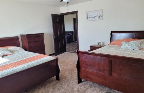 Lingle House | Discover Daydreamers Guest Ranch Suite: Pet-Friendly Retreat