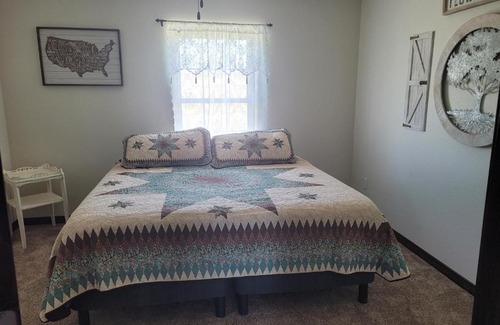 Lingle House | Discover Daydreamers Guest Ranch Suite: Pet-Friendly Retreat