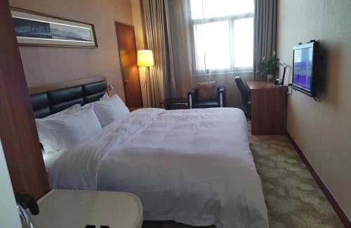 Huli Hotel | Discover Dayi Yihao Hotel: Family-Friendly and Accessible