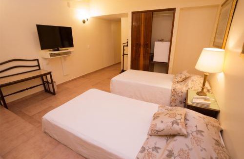 Centro Hotel | Exceptional Dayrell Hotel with Pool & Hot Tub Amenities