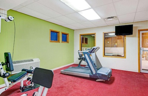 Methuen Hotel | Comfortable Days Hotel by Wyndham Methuen with Great Amenities