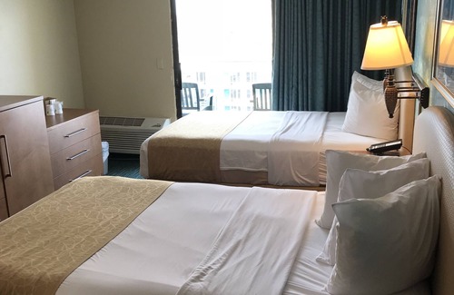Van Valzah Hotel | Beachfront Bliss at Days Inn by Wyndham Daytona Oceanfront