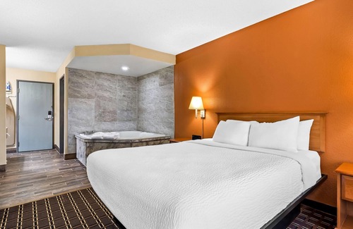 Black River Falls Hotel | Explore Days Inn by Wyndham Black River Falls on ATV Trail