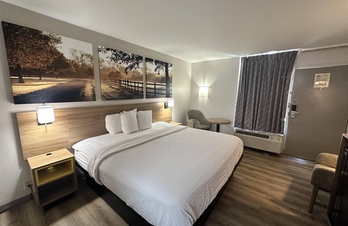 Adel Hotel | Comfortable Stay at Days Inn by Wyndham Adel I-75