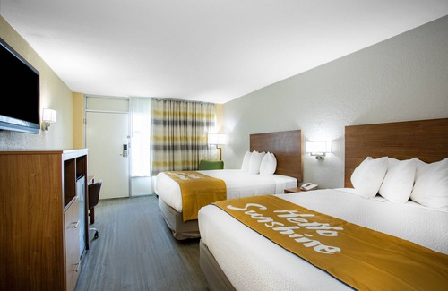 Apopka Hotel | Comfortable Stay at Days Inn by Wyndham Apopka/Orlando
