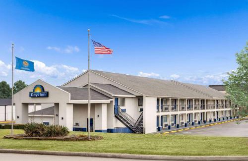 Ardmore Hotel | Pet-Friendly Days Inn by Wyndham Ardmore with Key Amenities