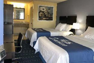 Charles Town Hotel | Pet-Friendly Retreat at Days Inn by Wyndham Charles Town