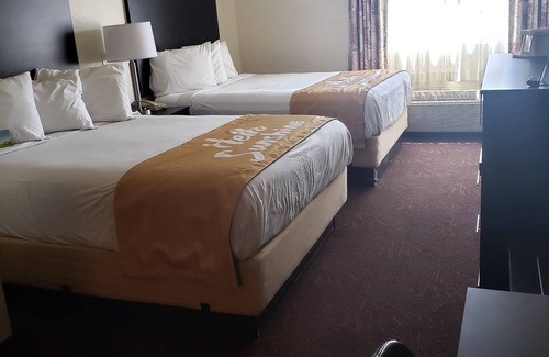 Carlsbad Hotel | Comfort and Convenience at Days Inn by Wyndham Carlsbad