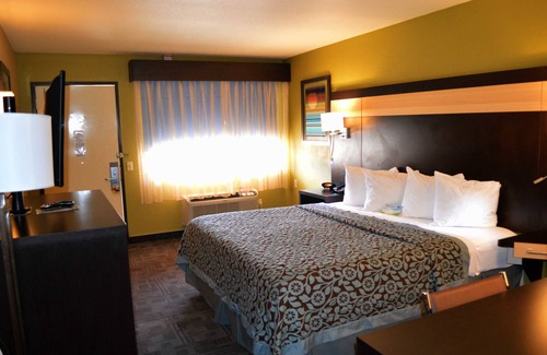 Carlsbad Hotel | Comfort and Convenience at Days Inn by Wyndham Carlsbad