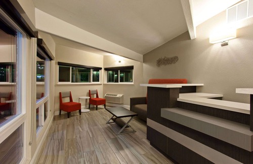 Chowchilla Hotel | Comfortable Days Inn by Wyndham: Gateway to Yosemite