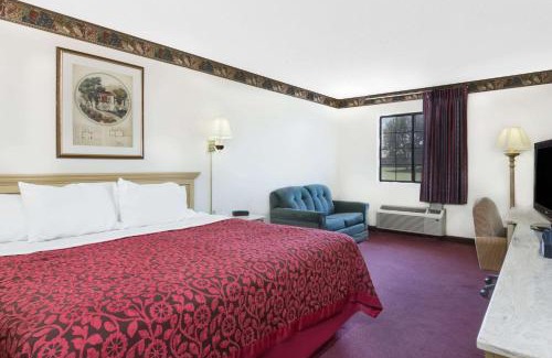 Concordia Hotel | Comfortable Stay at Days Inn by Wyndham Concordia