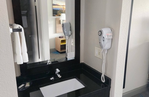 Dahlonega Hotel | Comfortable Stay at Days Inn by Wyndham Dahlonega