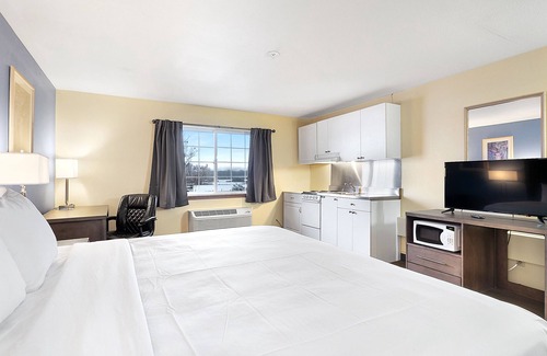 Ellensburg Hotel | Comfortable Stay at Days Inn by Wyndham Ellensburg